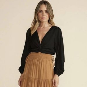 ⚡️Minkpink black harper twist blouse, NWT
